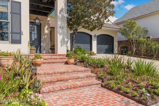 Photo - 312 Biltmore Way