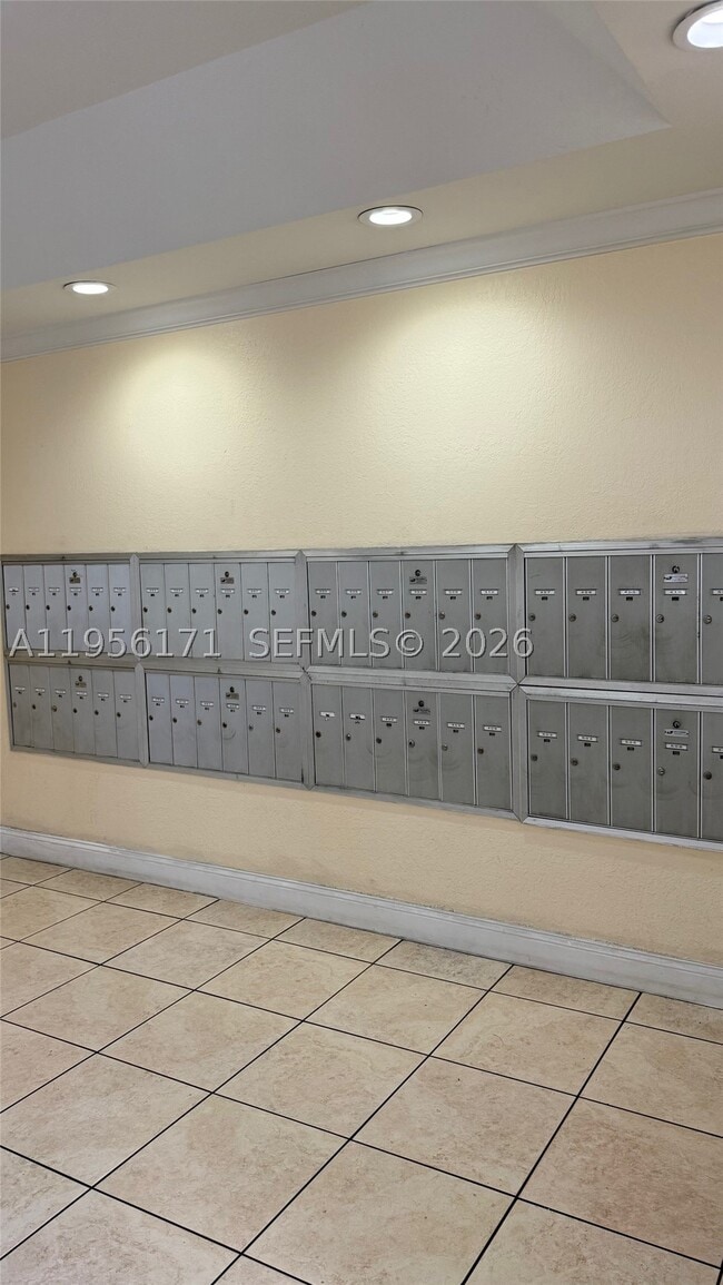 4854 NW 7th St Unit 508
