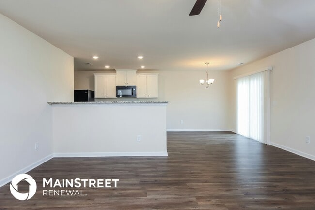 Photo - 303 Armistead Ct