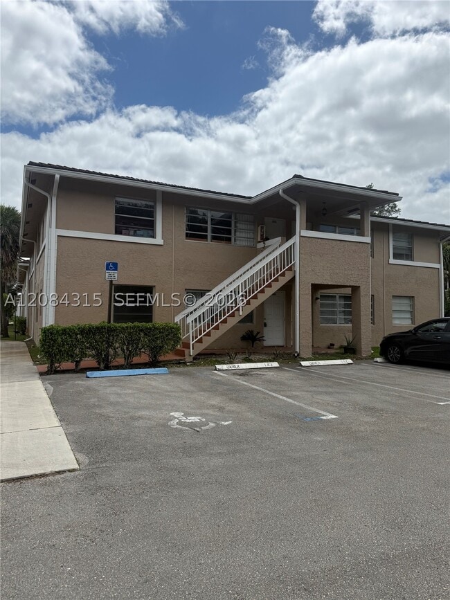 Photo - 10228 Twin Lakes Dr Unit 16-E