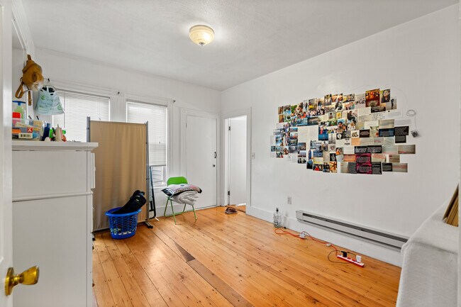 78 Hillside St Unit 3