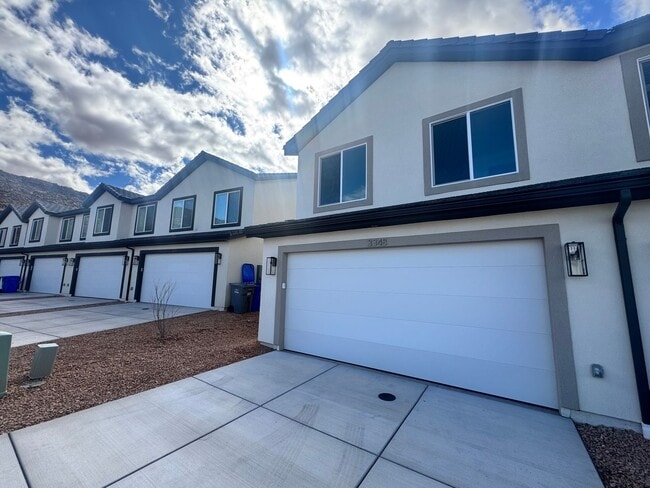 Photo - Brand New Long Valley Town home!!