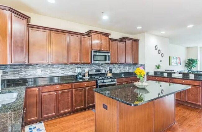 Photo - 7980 Blue Stream Dr