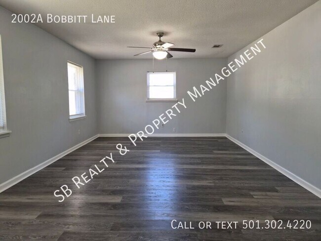 Photo - 2002 Bobbitt Ln