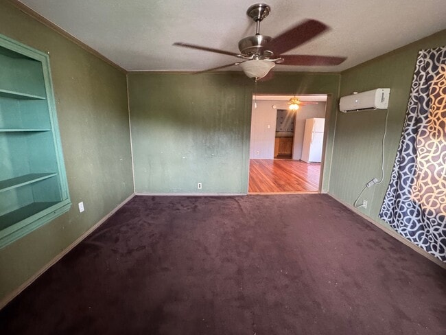 Building Photo - 116 E Jackson Ave Rental