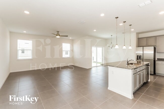Photo - 331 Corbel Ln
