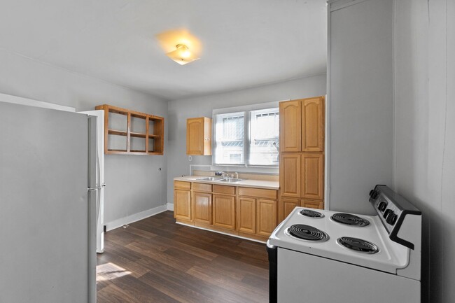 Photo - 1008 N Boone St