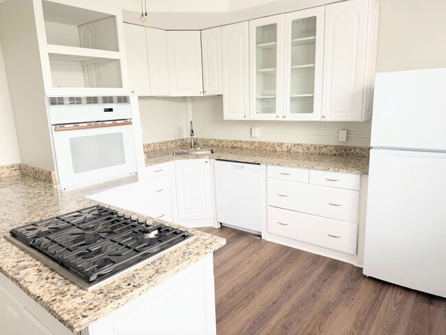 Photo - 2737 Wilkens Ave
