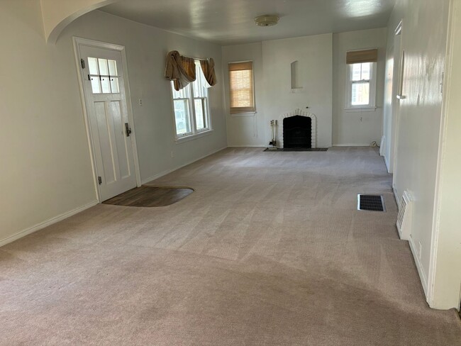 Photo - Salas Unidad 1111 Park