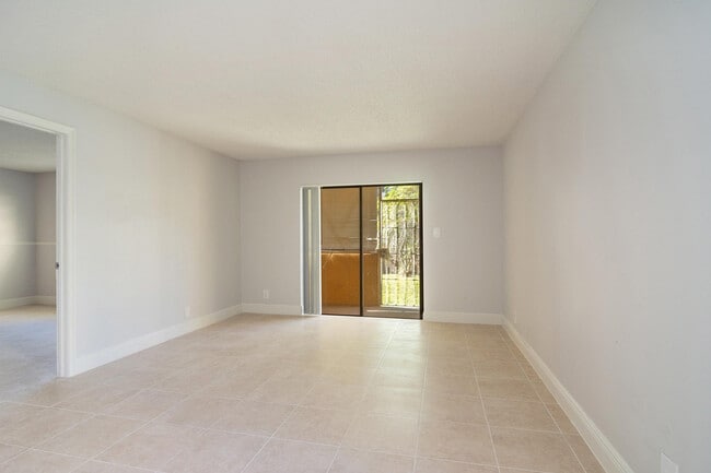 Living Room Space 2 - Viewmax Apartments