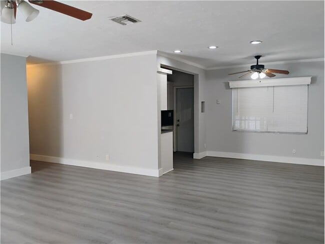 Photo - 2600 SW 9th Ave