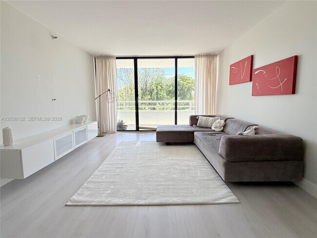 Photo - 20355 NE 34th Ct Unit 324