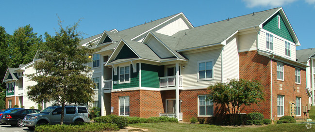 Sterling Glen Apartments For Rent in Chesterfield, VA | ForRent.com