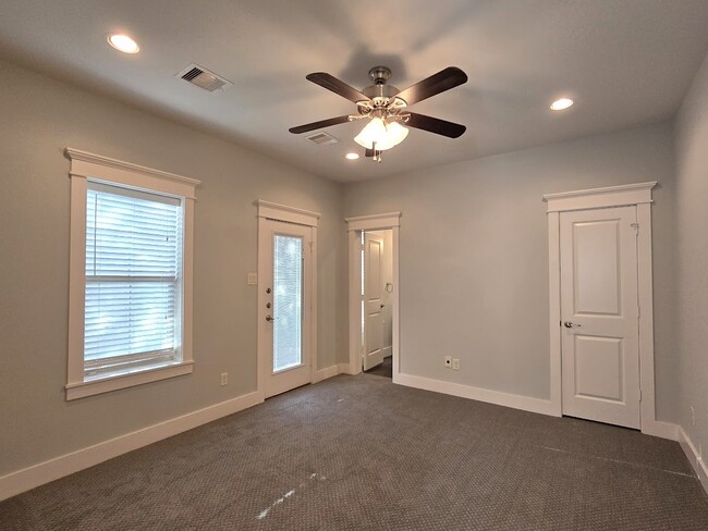 Photo - 4109 Allen St