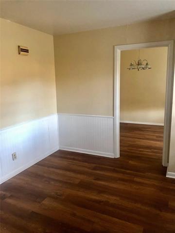 Photo - 2709 Highwood Dr