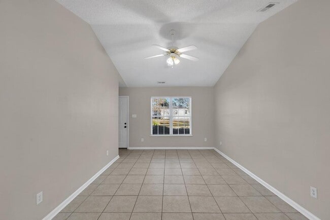 Photo - Great Location to Camp Lejeune!