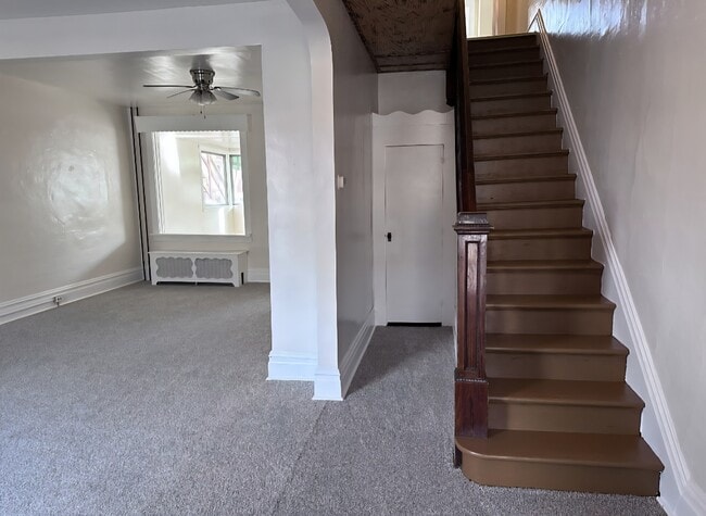 Building Photo - 128 S 2nd St