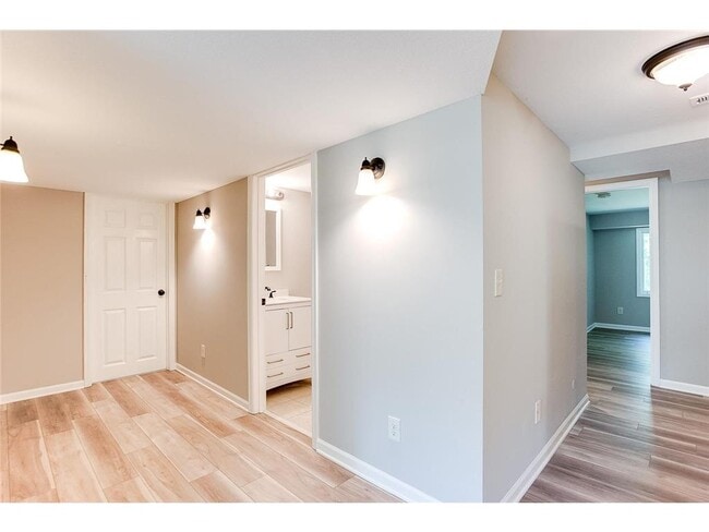 Photo - 6416 Sherwood Ave