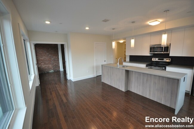 Photo - 659 Massachusetts Ave Unit 6