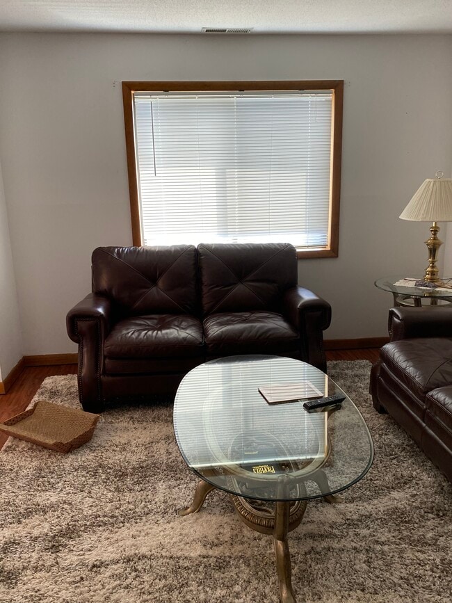 Photo - 166 Old Brookfield Rd Unit 21