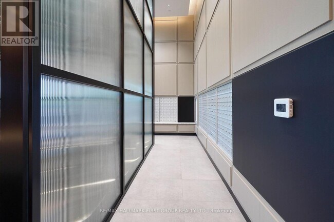 Photo - 3220 William Coltson Ave Unité 813