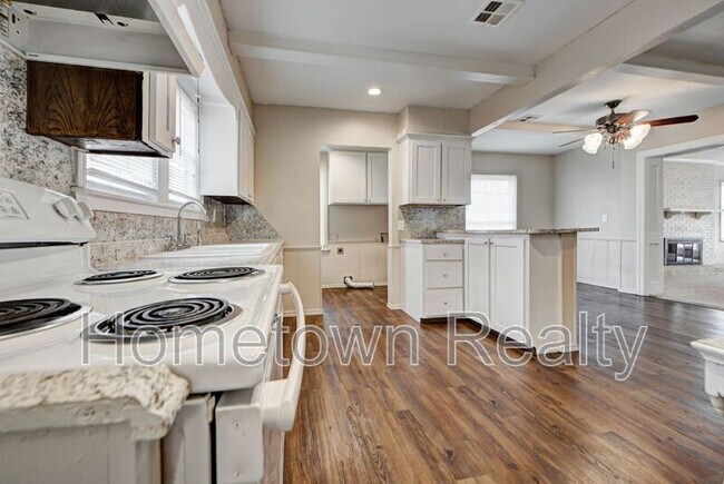 Photo - 924 N Broad St