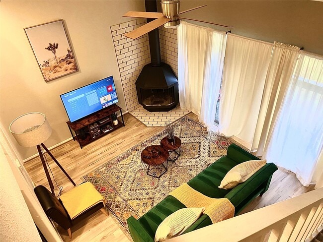 Photo - 12900 Walden Rd Unidad 1010J