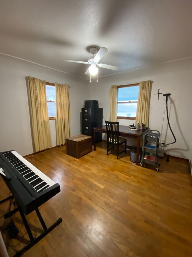 Cute 2 bedroom 2 bath home in White Salmon Rental House Rental in