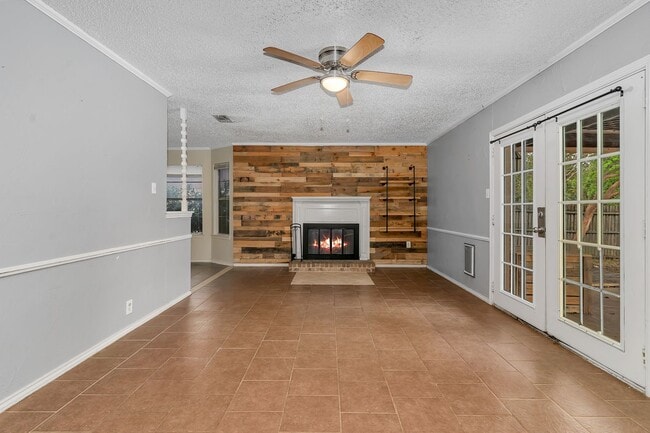 Photo - 1602 Spring Branch Dr