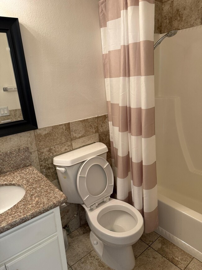 Full Bathroom upstairs