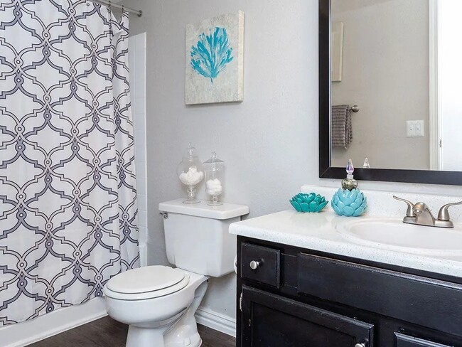 Photo - 4600 W Pioneer Dr Unit 112