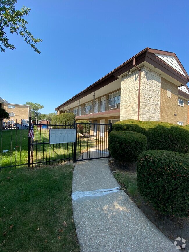 Apartments for Rent in Lyons IL 30 Apartments