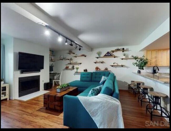 259 Donax Ave