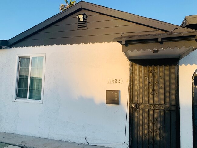 The Front - 11622 S Hoover St Apartment Unit 11622 S. Hoover