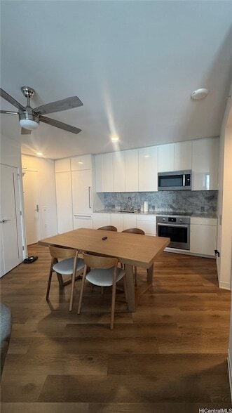 Photo - 987 Queen St