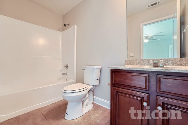 Photo - 7942 Hawks Nest Trail