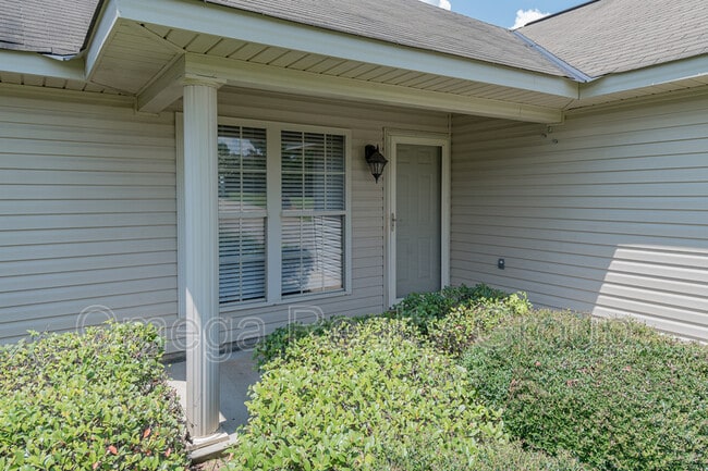 Photo - 13865 Roanoke Dr