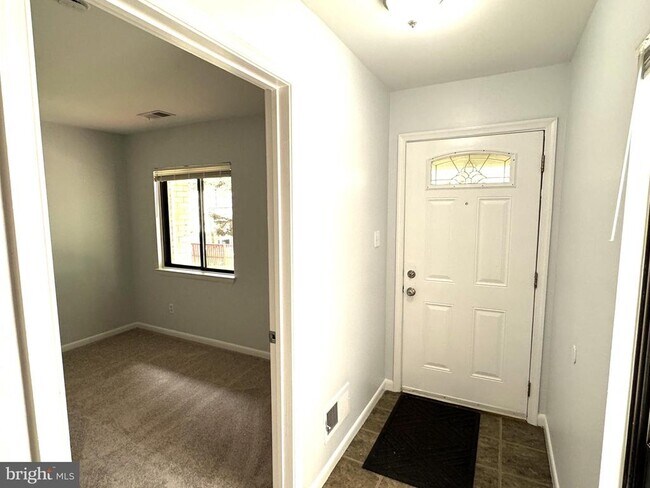 7310 Mandan Rd