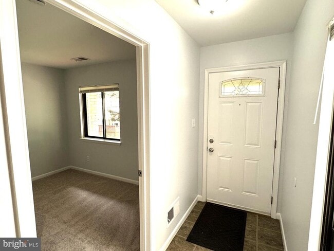Photo - 7310 Mandan Rd