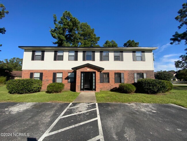 Photo - 100 Ravenwood Dr Apartment Unit B