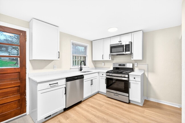 Photo - 627 2nd St Unit 625