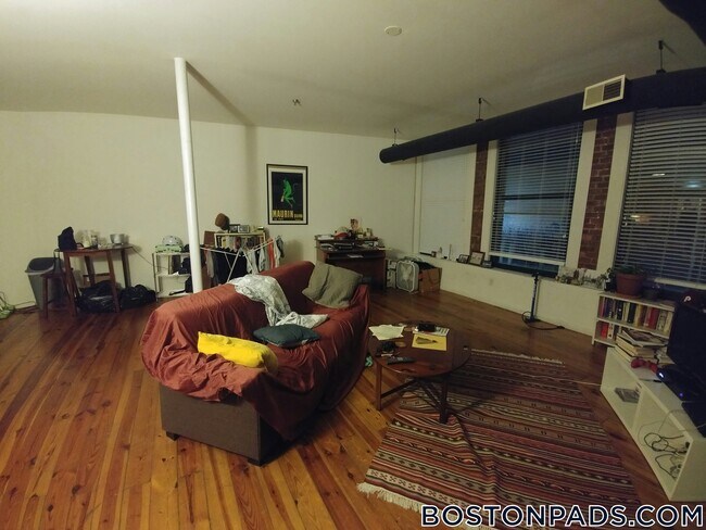 Photo - 600 Columbia Rd Unit 23