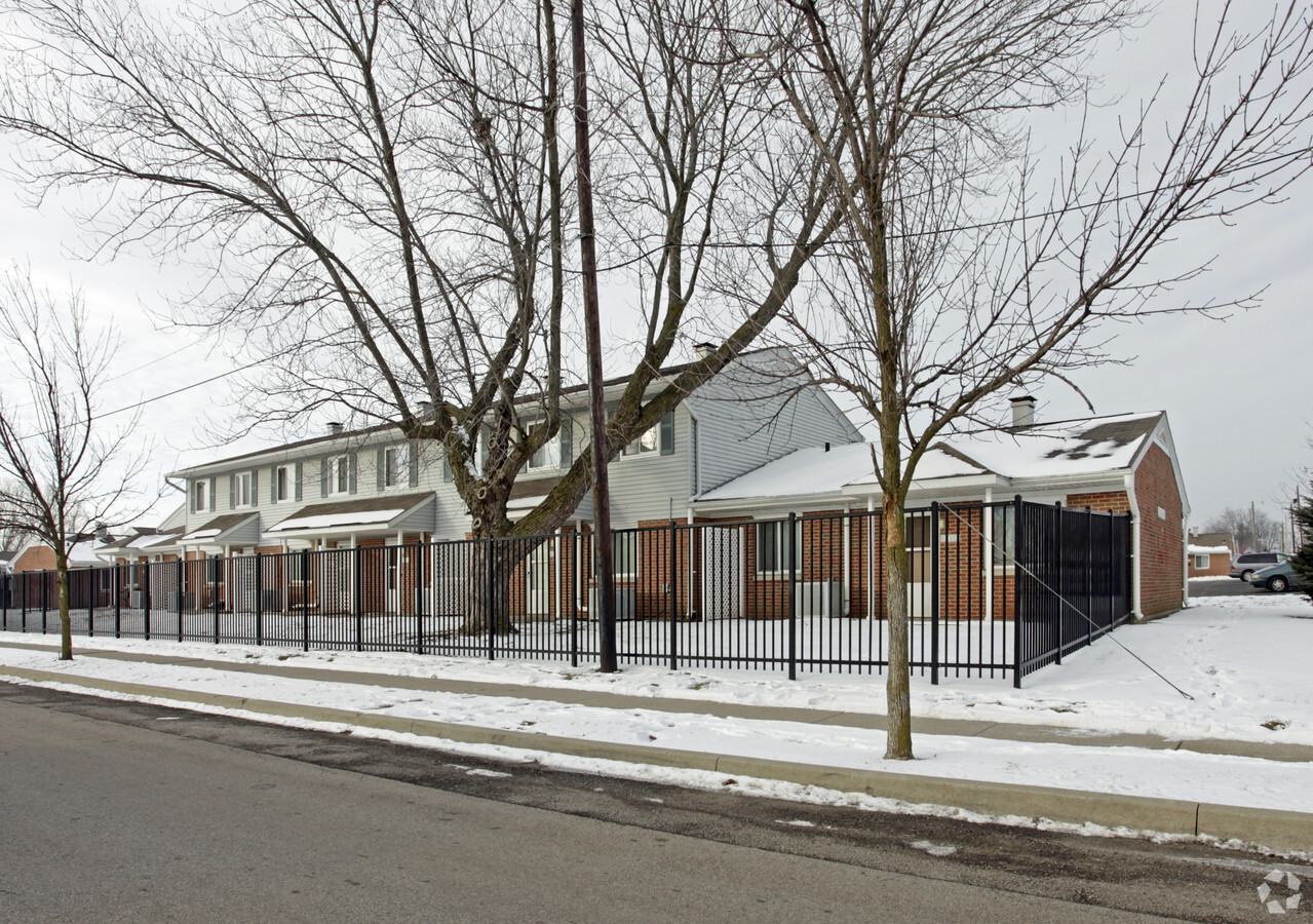 Photo - McCormick Place Apartments