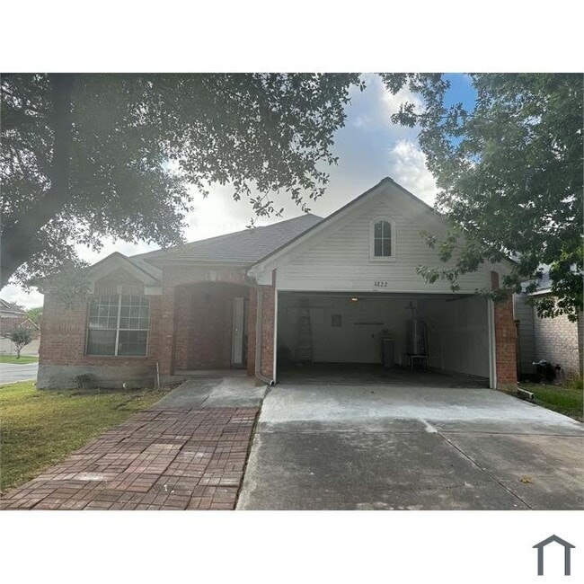 4822 Aspen View