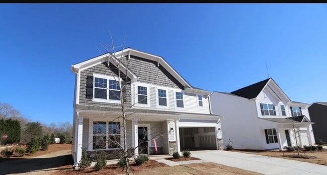 Photo - 2022 Four Bedroom Home Furnished