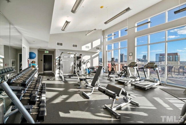 Photo - 400 W North St Unit 714