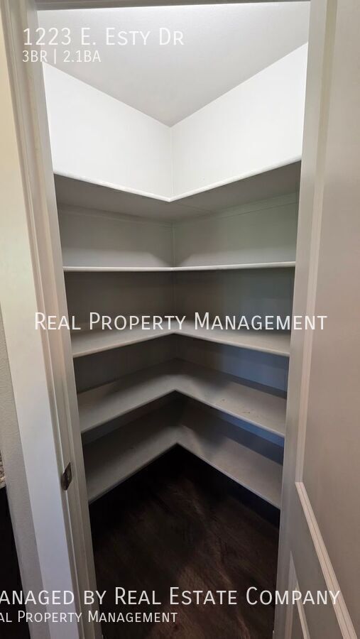 Photo - 1223 E Esty Dr