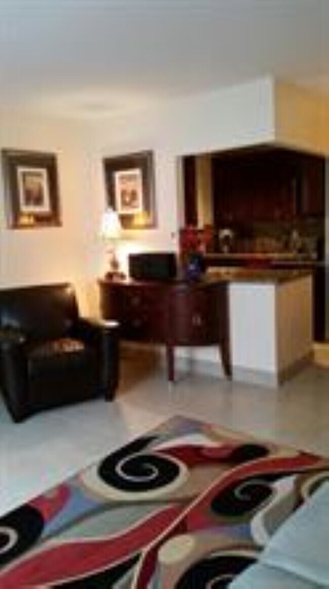 Photo - 2261 NE 67th St Unidad 1811