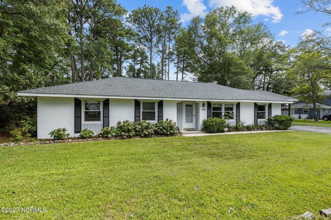 Photo - 4303 Country Club Rd House