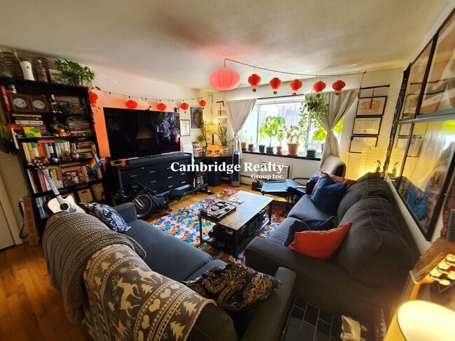 Photo - 245 Kelton St Unidad 24B